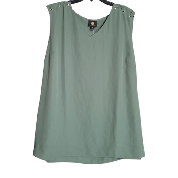 JM Collection Green V-Neckline Grommet-Trim Top XXL - Picture 12 of 12